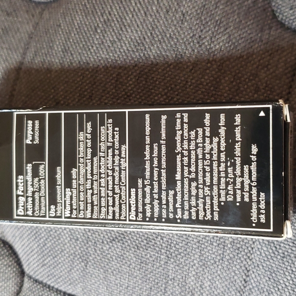 Bobbi Brown Skin Foundation Almond 7 New 1 fl oz - Picture 4 of 9